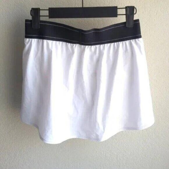Alo Yoga Match Point Tennis Skirt & Size Small & White Color NWOT - Picture 4 of 6